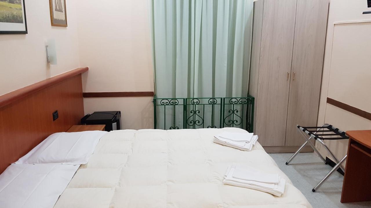 Modena Hotel Genoa